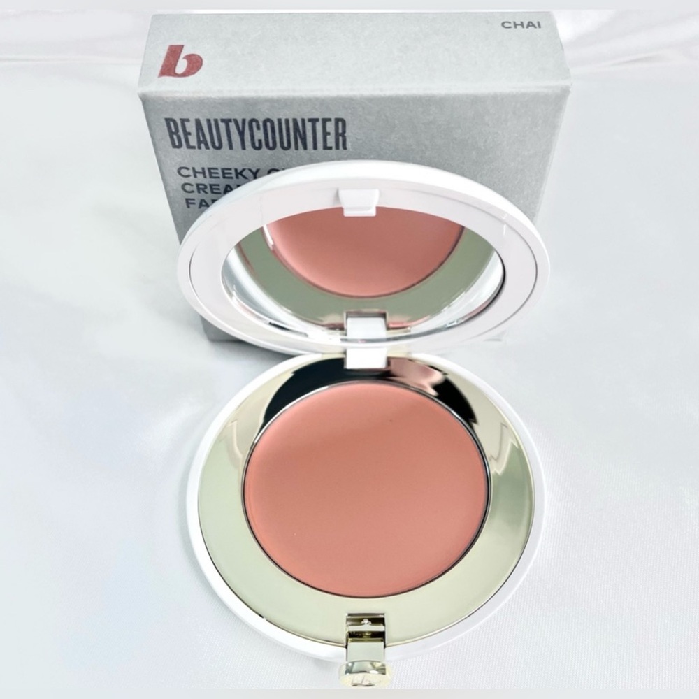 NIB Beautycounter Cheeky Clean Blush in Chai - Picture 2 of 3
